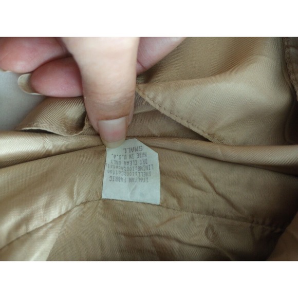 VTG Nadia Children of the World Tapestry Vest S Multicultural Button Inclusive - Picture 7 of 9